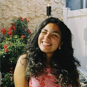 Meet your Posher, Jasmin